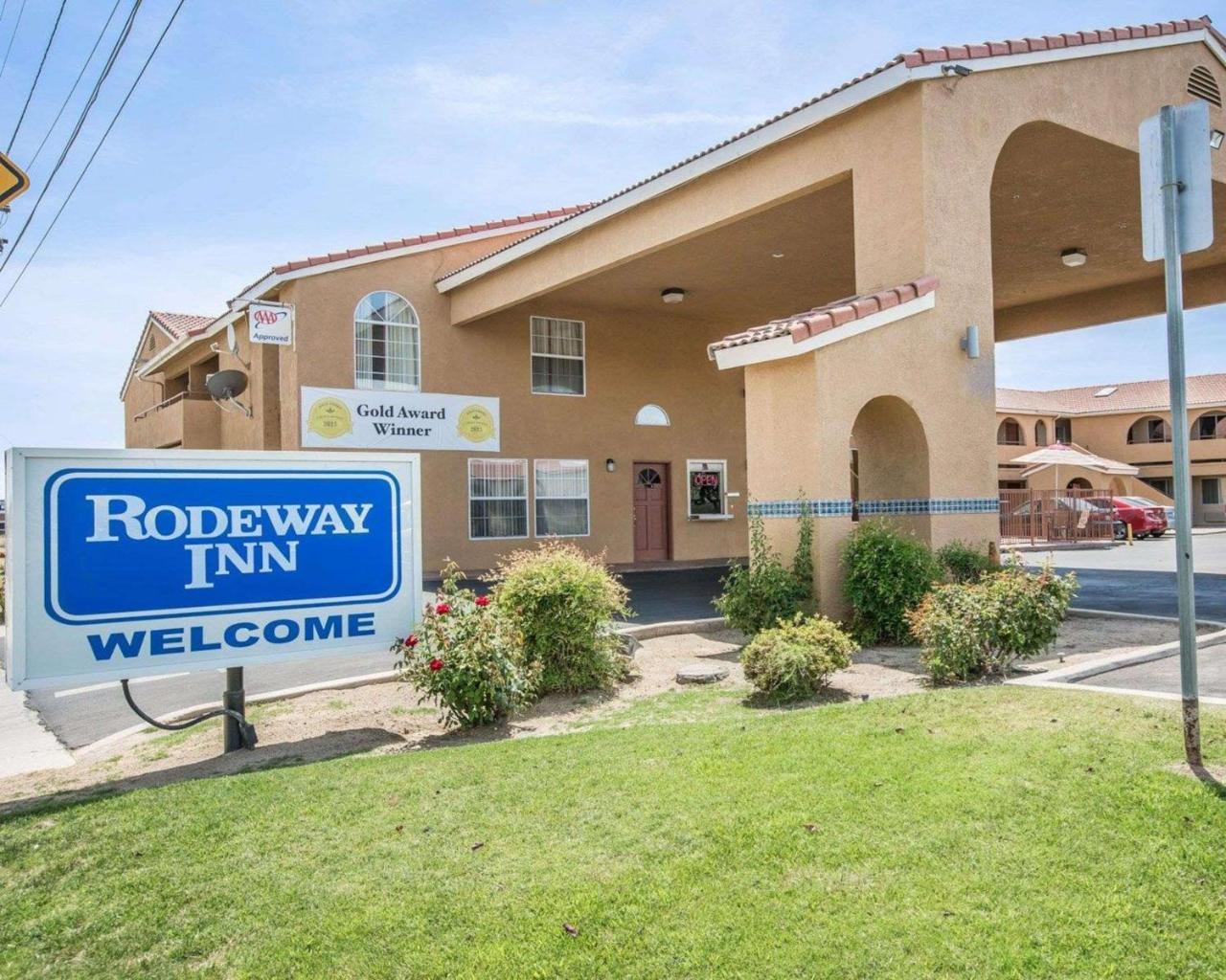 Rodeway Inn Делано Екстериор снимка